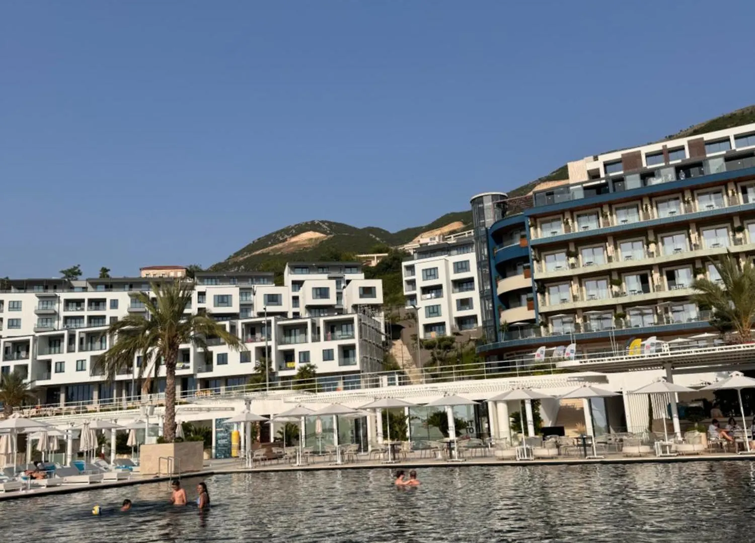 شقة Solemar Suites فلورا ألبانيا